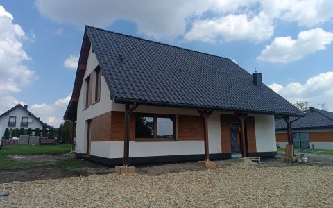 Budowa domu w Imielinie – realizacja domu jednorodzinnego 155 m².